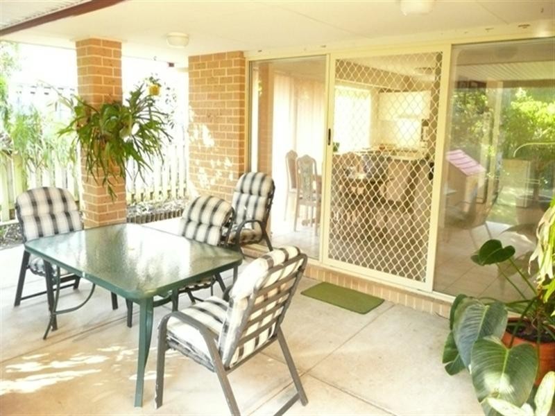 15 Matthews Way, Wakerley QLD 4154