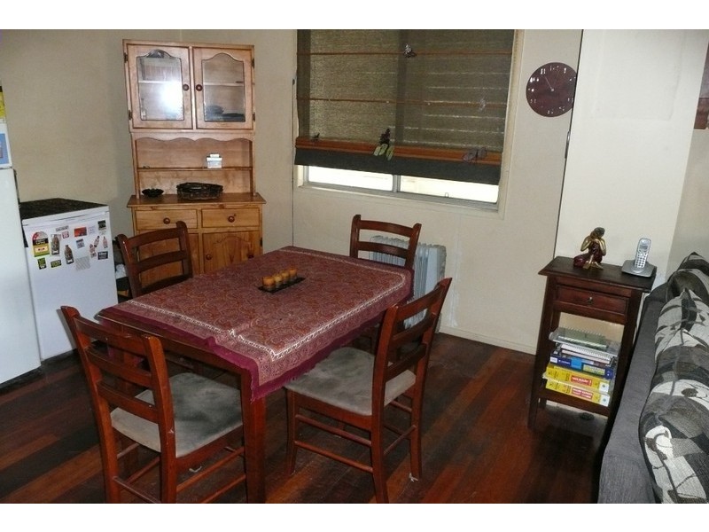 83 Malabar Street, Wynnum West QLD 4178