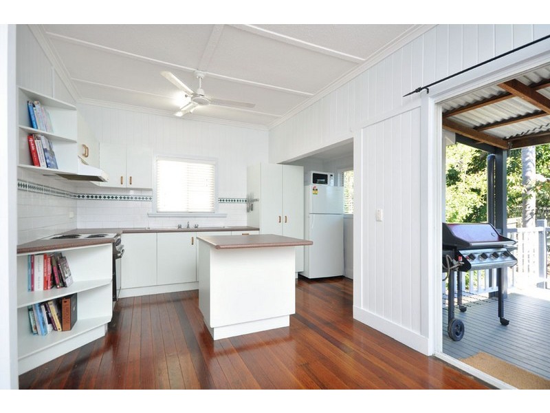 388 Bennetts Road, Norman Park QLD 4170