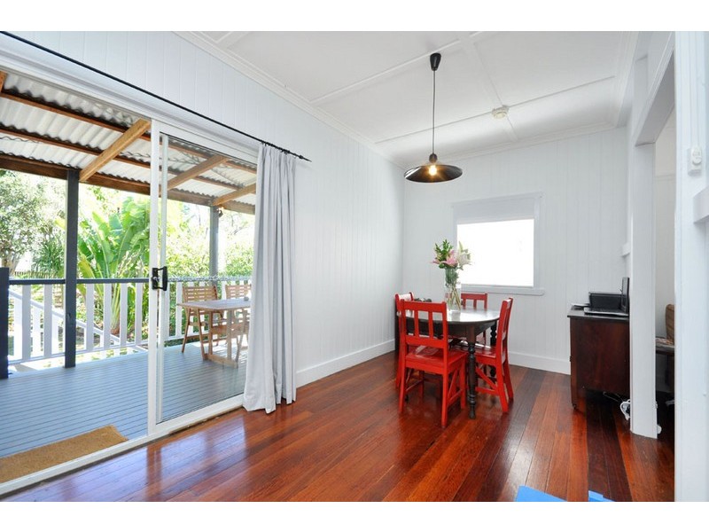 388 Bennetts Road, Norman Park QLD 4170