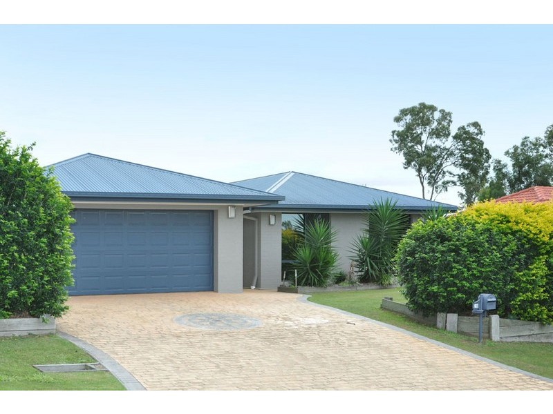 16 Lockwood Crescent, Manly West QLD 4179