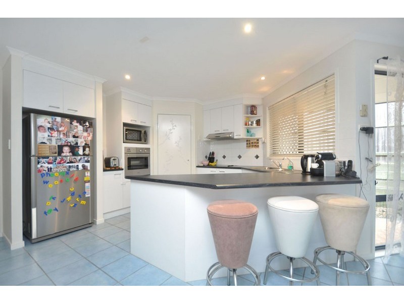 16 Lockwood Crescent, Manly West QLD 4179