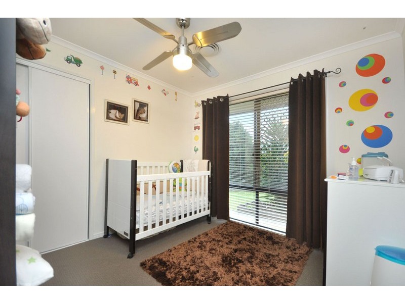 16 Lockwood Crescent, Manly West QLD 4179