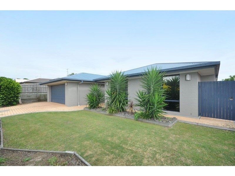 16 Lockwood Crescent, Manly West QLD 4179