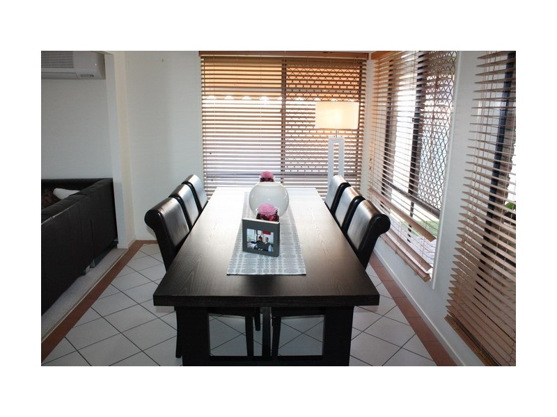 17 Manor Crescent, Wakerley QLD 4154