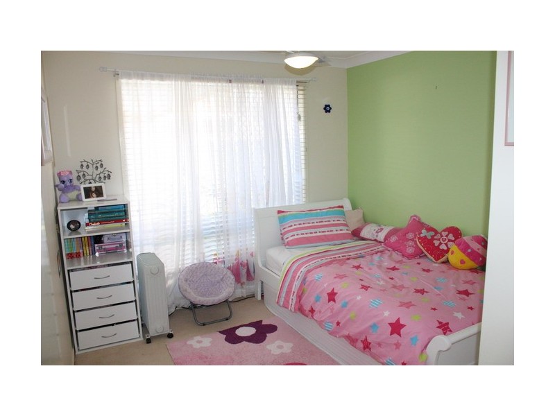 17 Manor Crescent, Wakerley QLD 4154