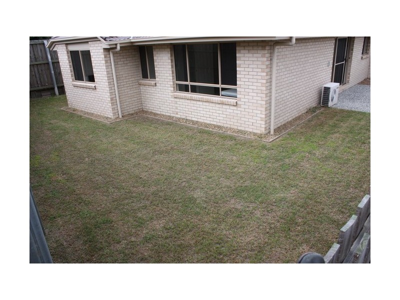 73 Matthews Way, Wakerley QLD 4154