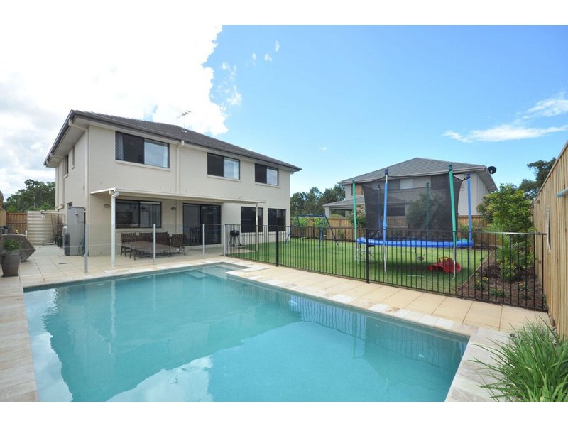 1 Treetop Place, Manly West QLD 4179