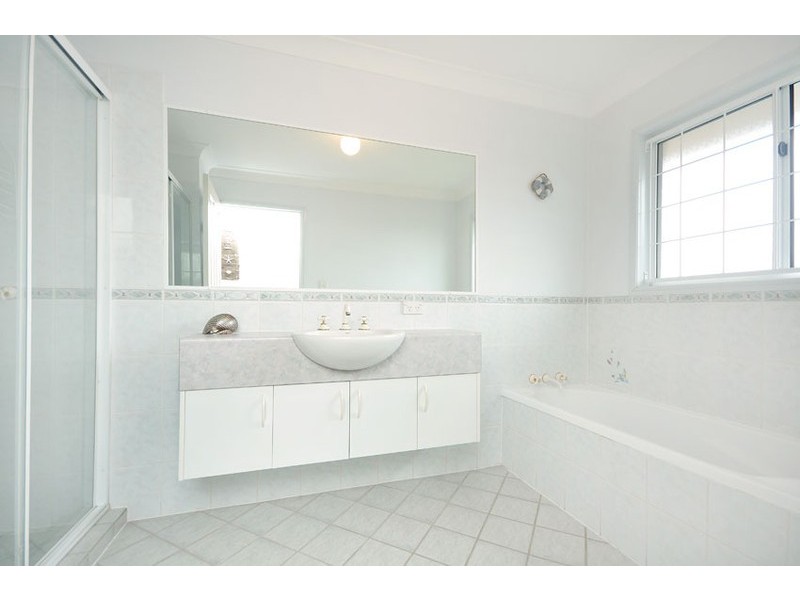 14 Christina Place, Belmont QLD 4153