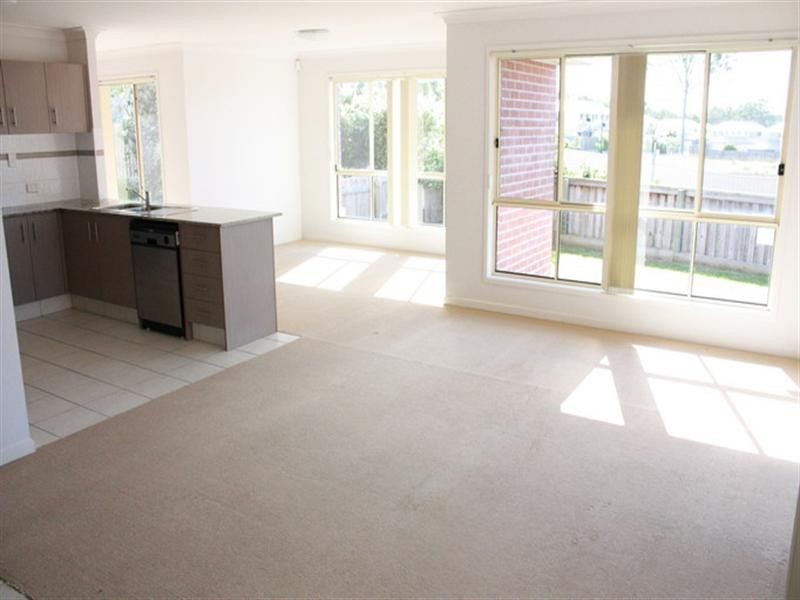 87 Williams Street, Wakerley QLD 4154