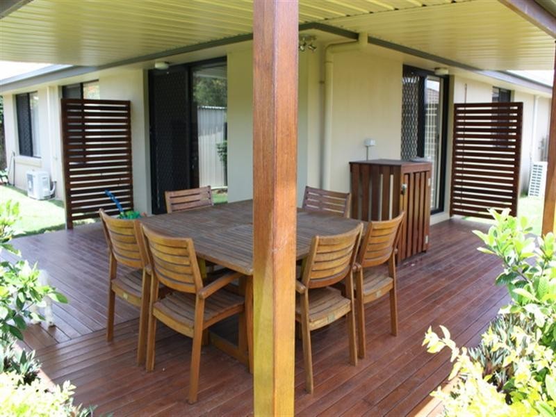 10 Ashcroft Close, Wakerley QLD 4154