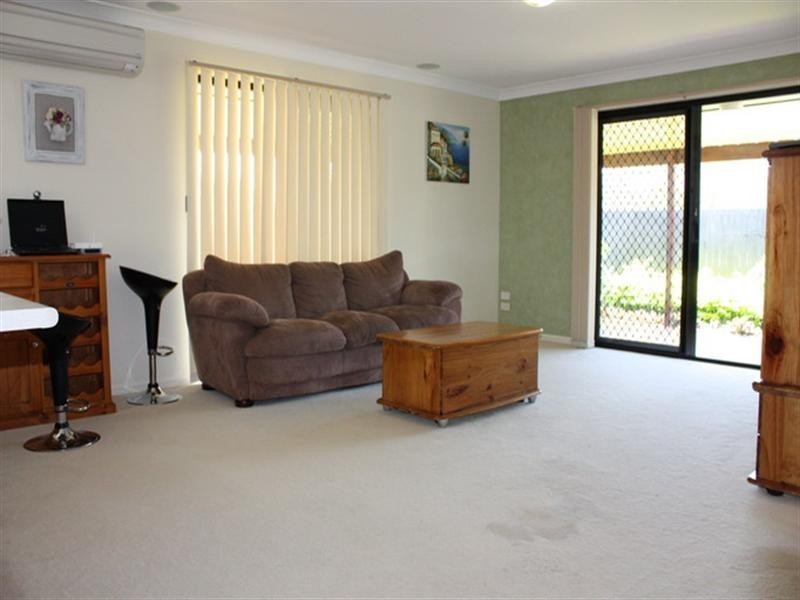 10 Ashcroft Close, Wakerley QLD 4154