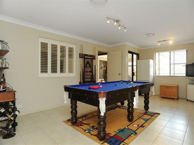 49 Brokenwood Crct, Tingalpa QLD 4173