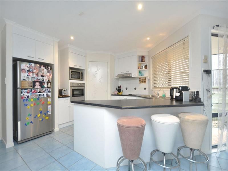 16 Lockwood Crescent, Manly West QLD 4179