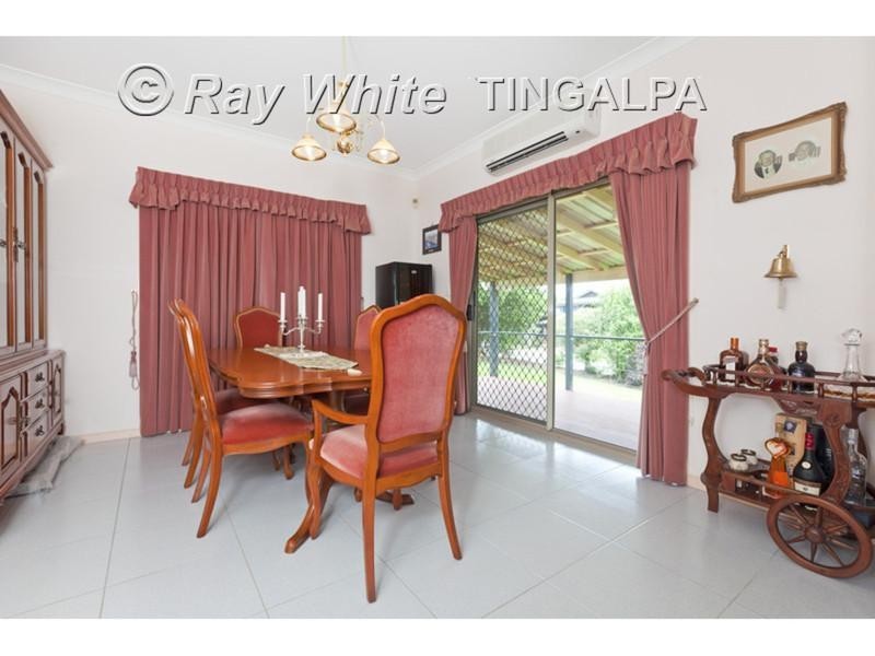 16 Warren Street, Wakerley QLD 4154