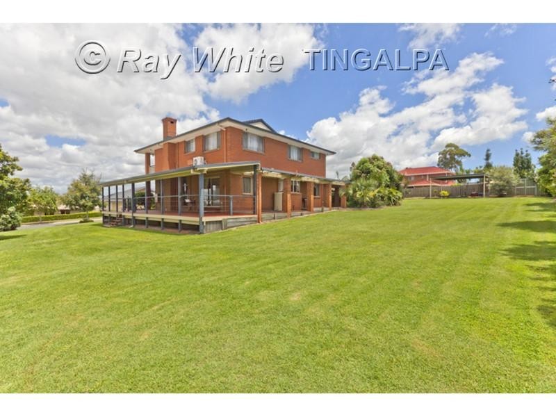 16 Warren Street, Wakerley QLD 4154