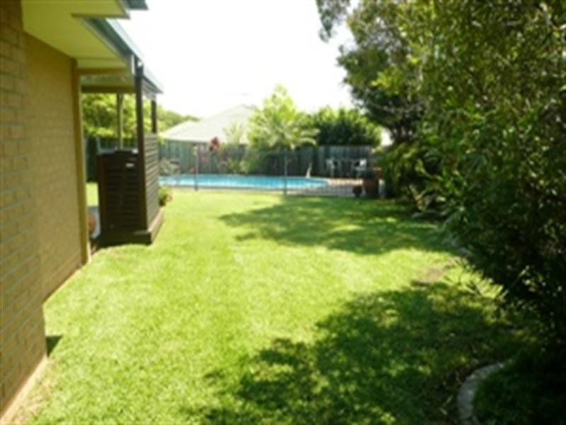 5 Friend Street, Wakerley QLD 4154
