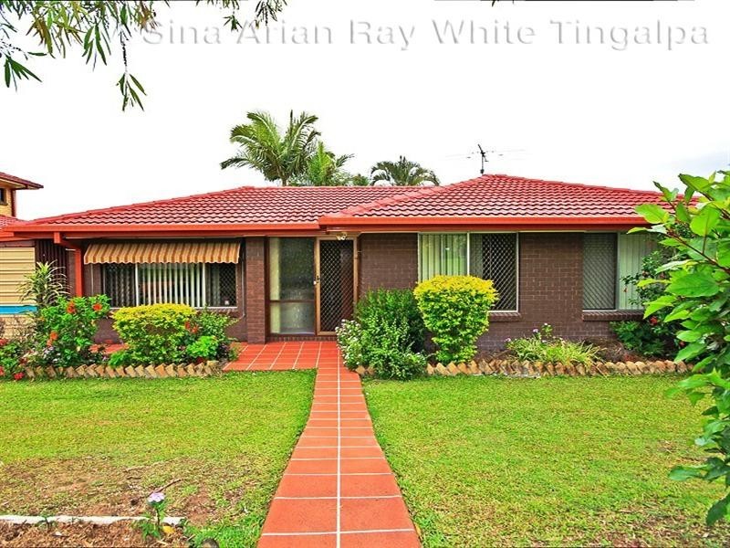 15 Wambaya Street, Belmont QLD 4153