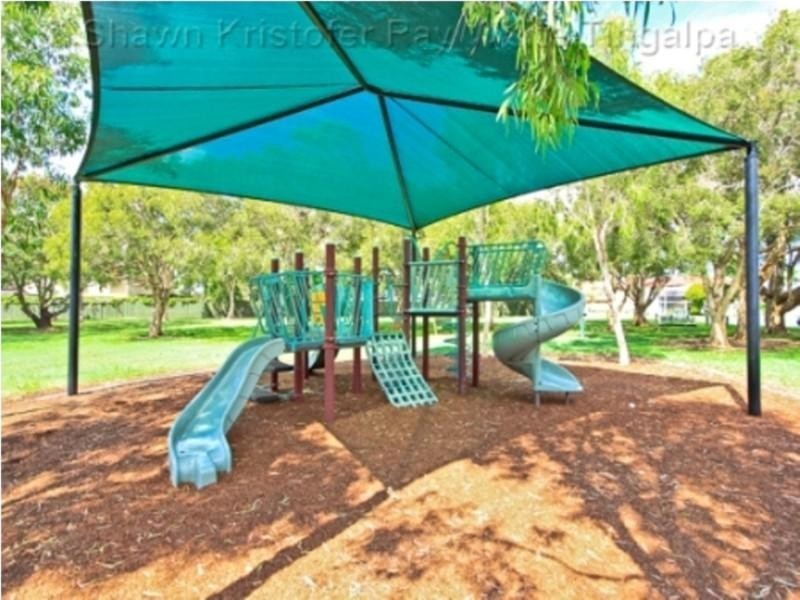 31 Barnham Street, Wynnum QLD 4178