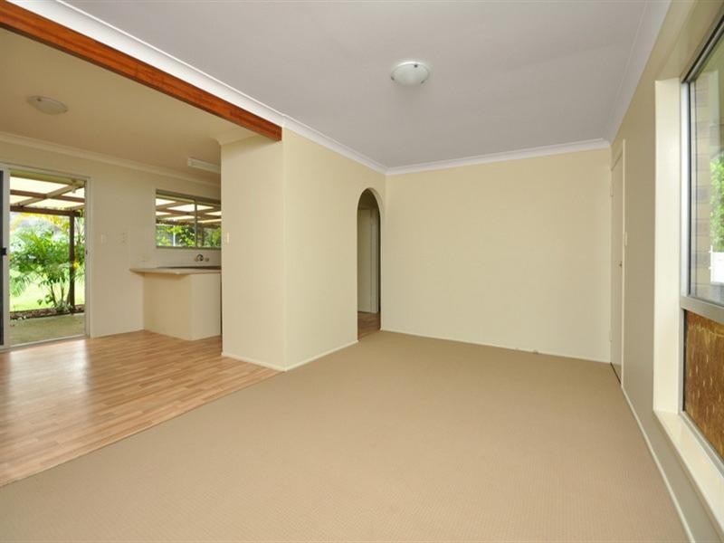 6 Majura Street, Belmont QLD 4153