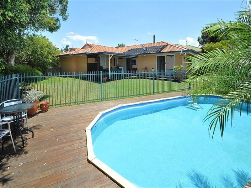 5 Friend Street, Wakerley QLD 4154