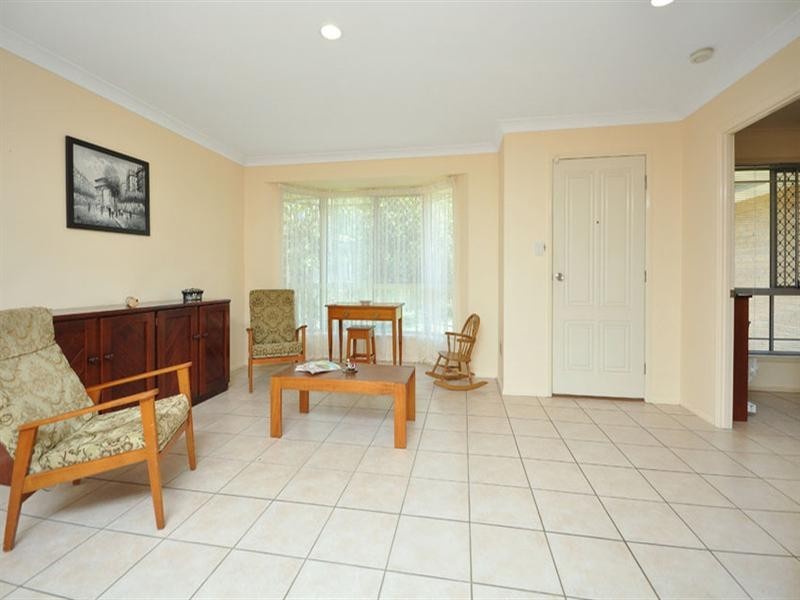 5 Friend Street, Wakerley QLD 4154