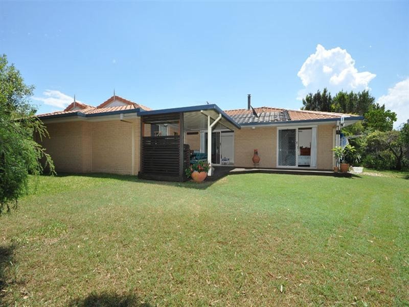 5 Friend Street, Wakerley QLD 4154