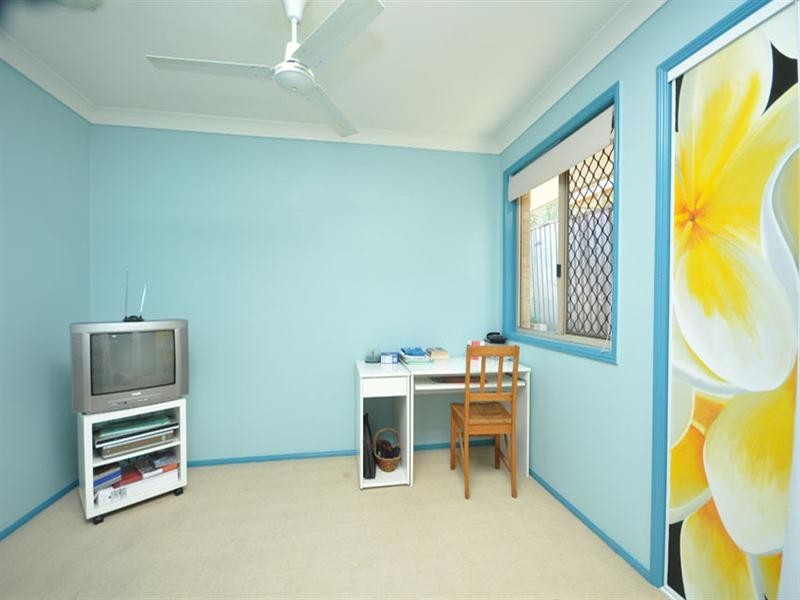 5 Friend Street, Wakerley QLD 4154