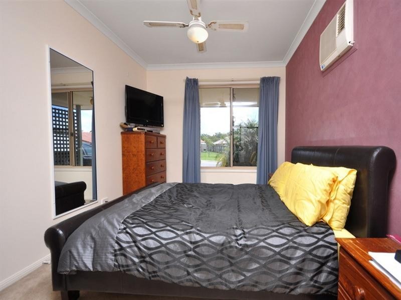 157 Torquay Crescent, Tingalpa QLD 4173