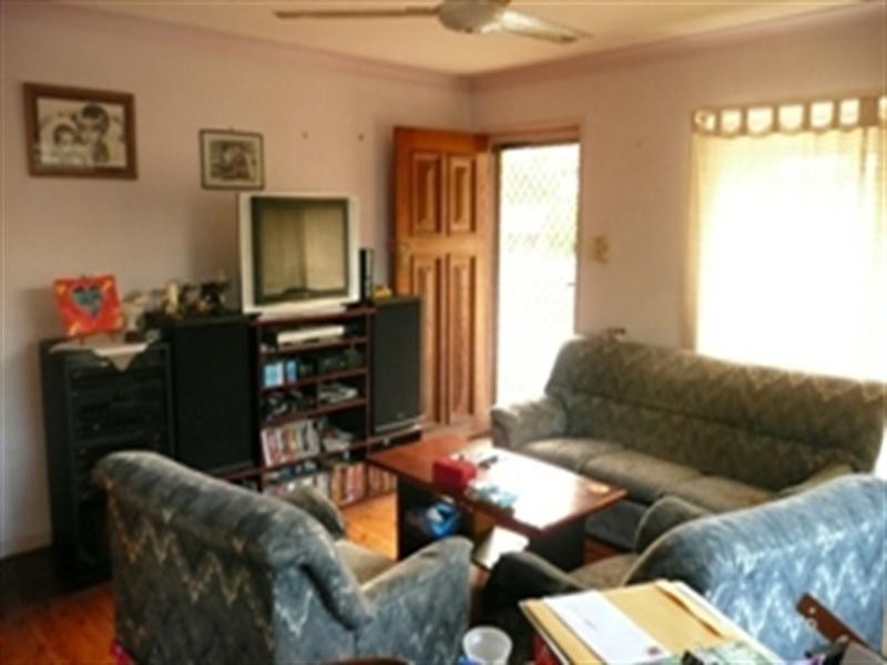 24 Leon Street, Tingalpa QLD 4173