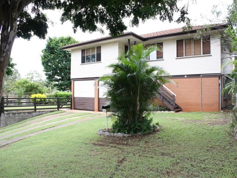 15 Bernays Road, Wynnum West QLD 4178