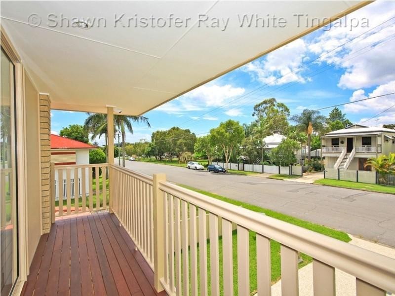 31 Barnham Street, Wynnum QLD 4178