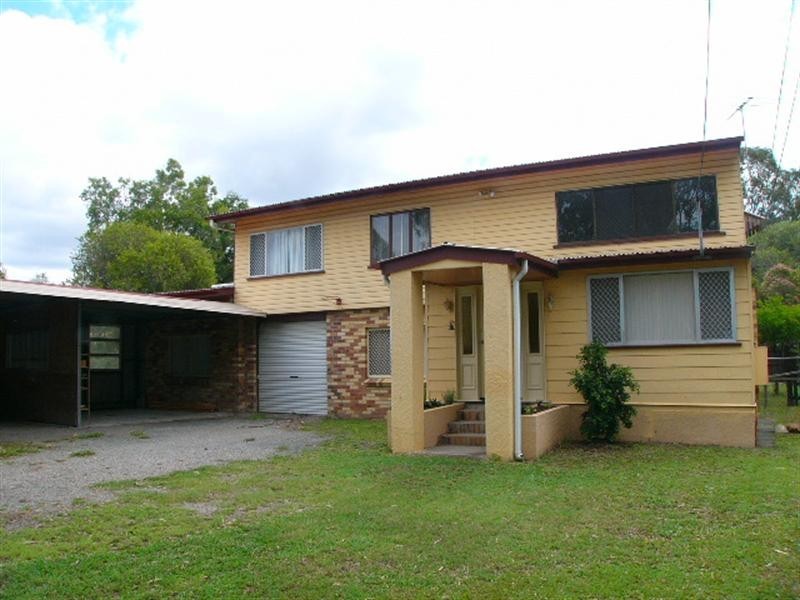 245 Kianawah Road, Wynnum West QLD 4178