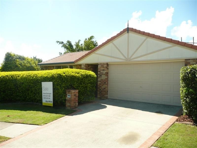 24 Isaacs Way, Wakerley QLD 4154