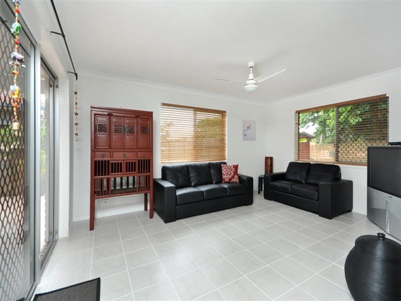 10 Jalanga Street, Belmont QLD 4153
