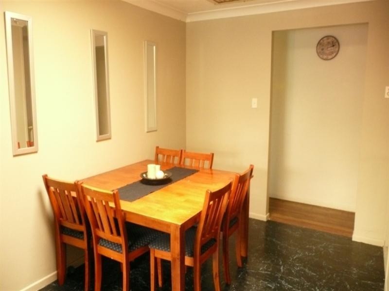 57 Scrub Road, Carindale QLD 4152