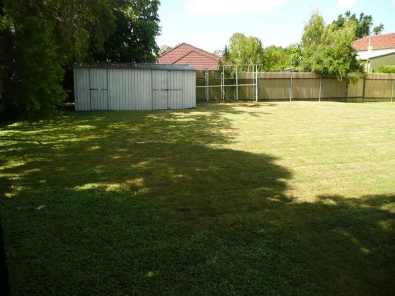 57 Scrub Road, Carindale QLD 4152