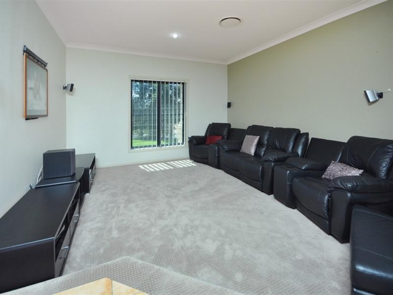 12 Highgreen Place, Thornlands QLD 4164