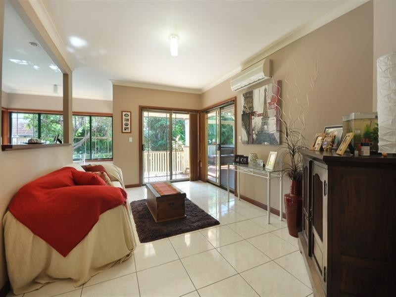 9 Castle Hill Drive, Murrumba Downs QLD 4503