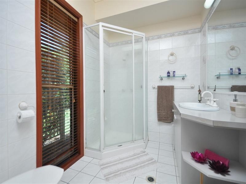 9 Castle Hill Drive, Murrumba Downs QLD 4503