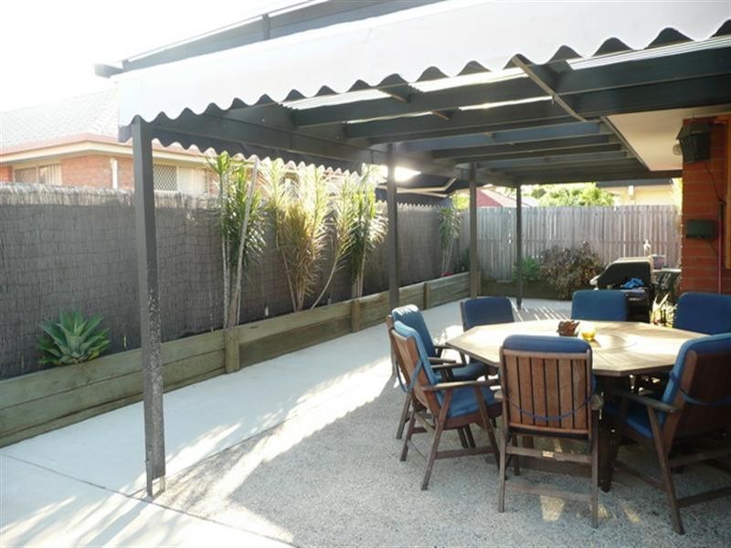 12 Friend Street, Wakerley QLD 4154