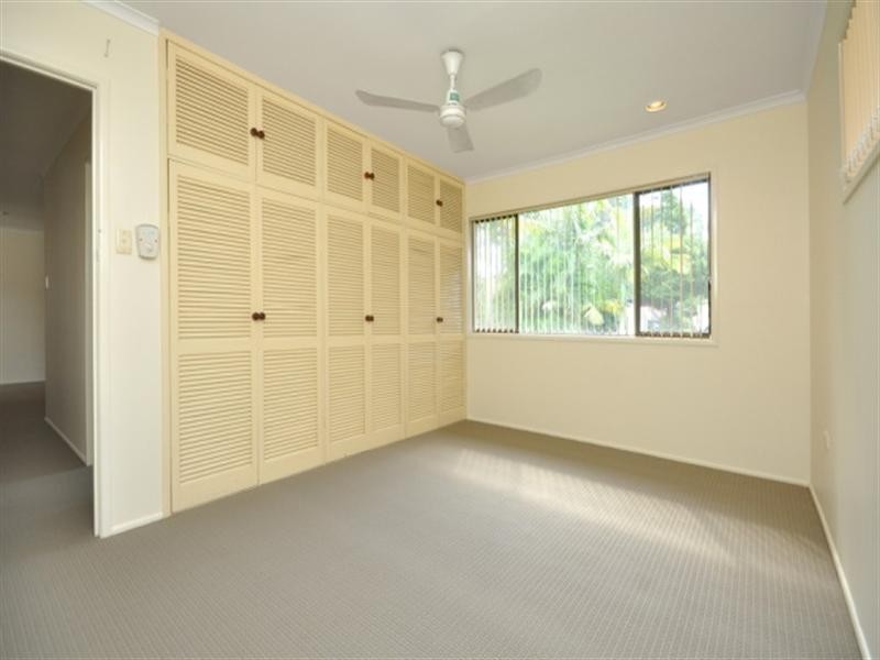 46 Cranleigh Street, Wynnum West QLD 4178