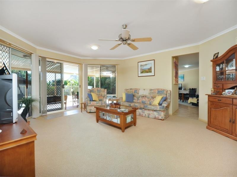 19 Claire Place, Wakerley QLD 4154