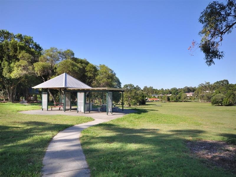 19 Claire Place, Wakerley QLD 4154