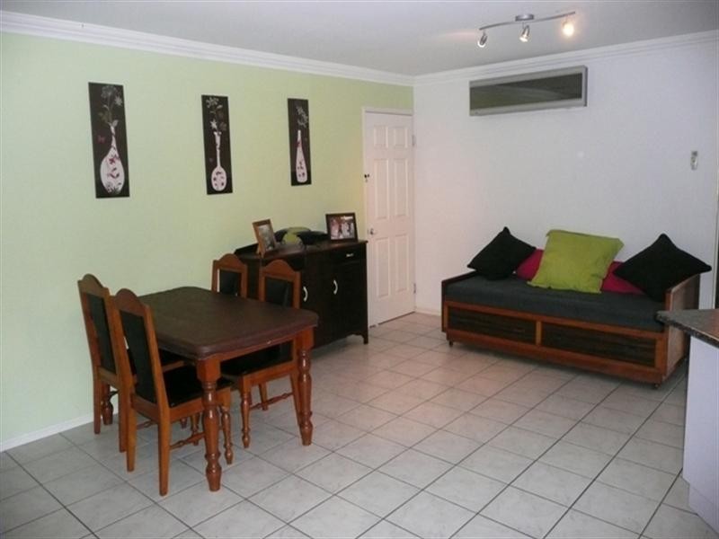 64 Samarinda Street, Tingalpa QLD 4173