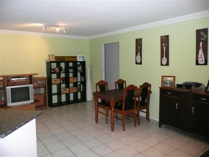 64 Samarinda Street, Tingalpa QLD 4173