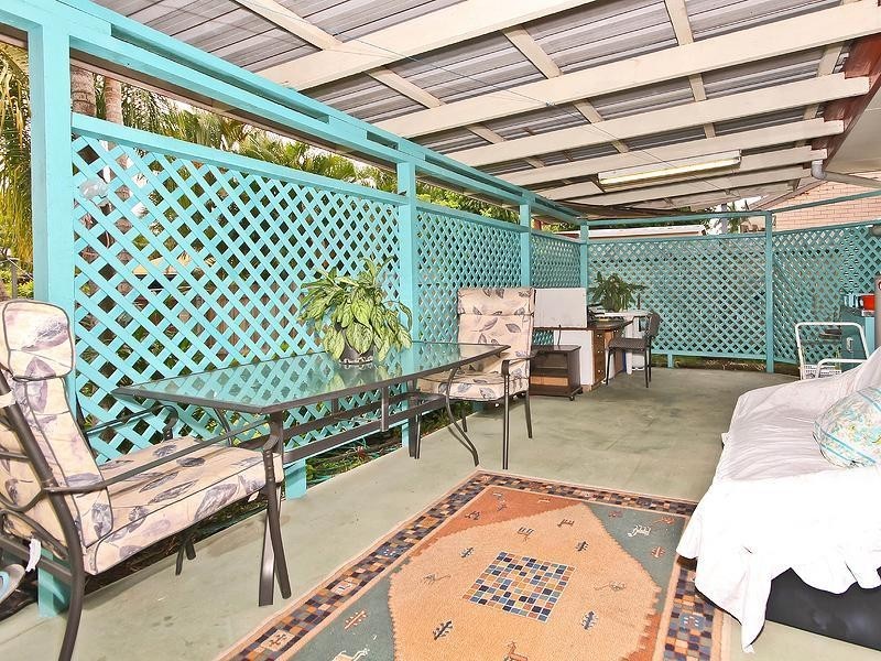 15 Wambaya Street, Belmont QLD 4153