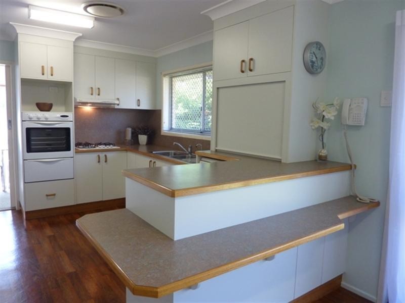 15 Greenslade Street, Tingalpa QLD 4173