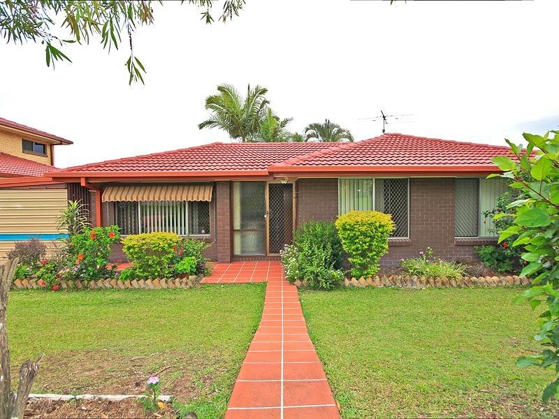 15 Wambaya Street, Belmont QLD 4153