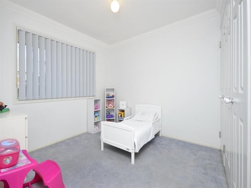 64 Samarinda Street, Tingalpa QLD 4173